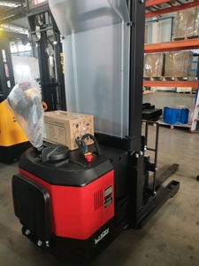 HELI Reach堆垛机1.5吨4M 5M 6m升降机单深剪式锂电池动力叉车，用于仓库集装箱搬运 - Product Image 2