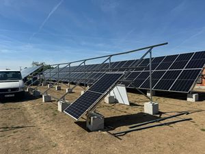 Nhà sản xuất giá 250Kw 300kw 350kw trên lưới điện năng lượng mặt trời hệ thống điện solis 800V biến tần công nghiệp năng lượng mặt trời hệ thống bảng điều khiển cho Mỹ - Product Image 5