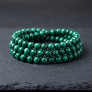 Perles rondes en malachite naturelle de 8 mm, pierres précieuses vertes, pierres énergétiques avec pouvoir de guérison pour la fabrication de bijoux MAHNAJ GEMS - Product Image 4