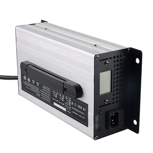 1200W 3s 4s 12 volts 12.6v 14.6v 45a 50a li-ion lifepo4 <span class=keywords><strong>chargeur</strong></span> de <span class=keywords><strong>batterie</strong></span> pour camions RV Karavan <span class=keywords><strong>camping</strong></span>-<span class=keywords><strong>car</strong></span> caravane hors route RV - Product Image 3