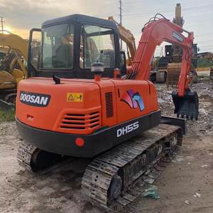 Mini-excavatrice Doosan Dh55 à vendre, petite machine hydraulique fiable pour les travaux de construction, de jardinage et les projets municipaux - Product Image 1