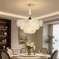 Lustre en verre à fleurs de style français vintage, luminaire suspendu en cristal multicouche de luxe, lampe suspendue en fer doré et en bois pour salle à manger