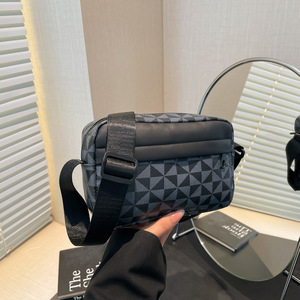 <span class=keywords><strong>Sac</strong></span> fourre-tout de luxe <span class=keywords><strong>noir</strong></span> en <span class=keywords><strong>cuir</strong></span> PU de haute qualité, très vendu, avec poignée longue, fermeture éclair, bandoulière et logo personnalisé - Product Image 2