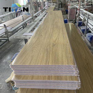 <span class=keywords><strong>Revestimiento</strong></span> de <span class=keywords><strong>techo</strong></span> de grano de madera, diseño de plafón de <span class=keywords><strong>techo</strong></span> de <span class=keywords><strong>Pvc</strong></span> con impresión blanca para el hogar - Product Image 5