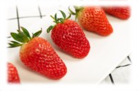 Dus Natuurlijke Verfrissende Snackoptie Knapperige Gevriesdroogde Aardbeien En Bananenchips Een Natuurlijke Keuze Van Gedroogd Fruit