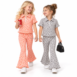 Pantalon évasé pour filles, ensemble en tissu de yoga, polo à manches courtes avec fermeture éclair quart de tour et pantalon léopard pour la danse - Product Image 4