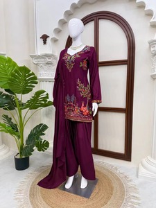Ensemble de salwar kameez de créateur le plus vendu avec dupatta, tenue de mariage indienne, vêtements de fête, disponible au prix export. - Product Image 4