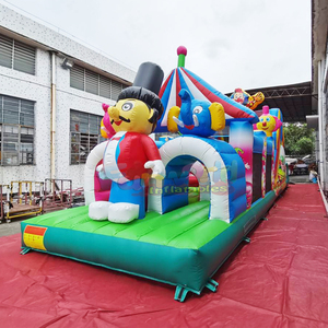 Castillo inflable comercial con tobogán y obstáculos para circo, carnaval o eventos al aire libre. - Product Image 2