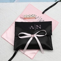 Pochette enveloppe en satin de soie noir et rose avec logo personnalisé imprimé, sac de luxe pour perruques, extensions de cheveux, sous-vêtements et protection anti-poussière
