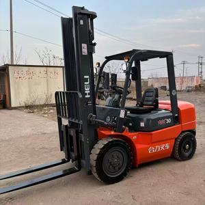 Carretilla elevadora Heli de alta resistencia usada de 3 toneladas y 4 metros, buen orden de trabajo, alta altura de elevación, esencial para operaciones de almacén - Product Image 5