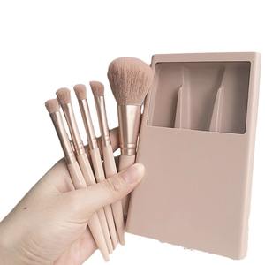 Ensemble de pinceaux de maquillage professionnels de qualité supérieure, poils synthétiques pour le visage, nouveau set de pinceaux de maquillage pratique pour les voyages avec étiquette privée - Product Image 5