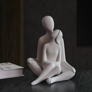 Statuette en céramique, sculpture artisanale en porcelaine, couple enlacé, décoration d'étagère, de <span class=keywords><strong>table</strong></span> ou de bureau, art <span class=keywords><strong>déco</strong></span> pour le salon - Product Image 2