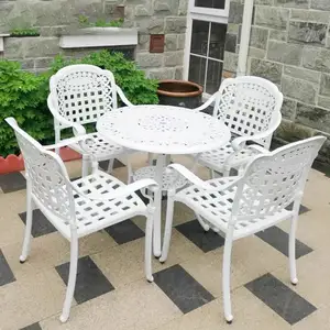 야외 안뜰 정원 화이트 캐스트 알루미늄 테라스 테이블과 의자 세트 정원 가구