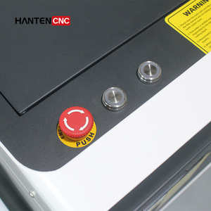 Máquina de Limpieza Láser de 500W de la Marca China HANTENCNC con Pantalla Retráctil y Refrigeración por Agua - Product Image 6