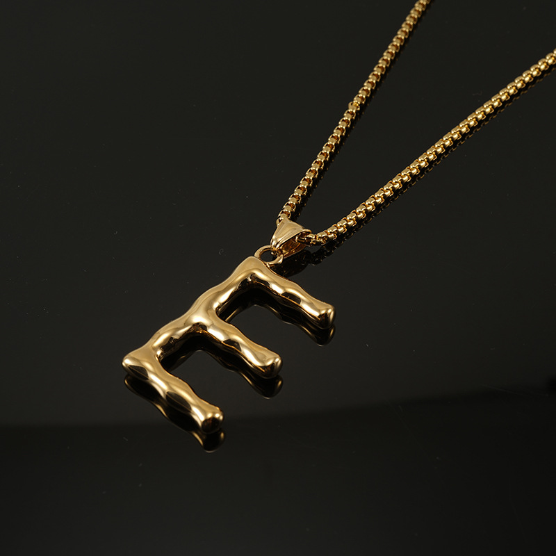 Gold single pendant-E