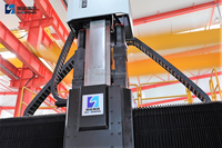 Centre d'usinage CNC à portique de haute précision GMF4028RH pour moules et matrices d'emboutissage