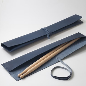 Paquete de dos baquetas con cubiertas de cuero (mismo estilo que las utilizadas en el comercio electrónico transfronterizo), bolsa de almacenamiento para baquetas - Product Image 3