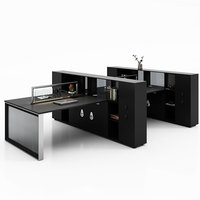 Poste de travail de bureau avec écran de séparation et armoire sur pied pour bureaux en open space