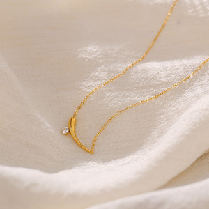 Minimailst cristal <span class=keywords><strong>blanco</strong></span> 18K PVD <span class=keywords><strong>oro</strong></span> collar mujeres señoras joyería mejor amigo collar <span class=keywords><strong>de</strong></span> acero inoxidable extensor <span class=keywords><strong>cadena</strong></span> <span class=keywords><strong>brillante</strong></span> - Product Image 4