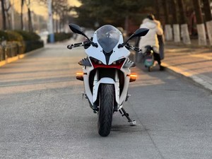 Nouvelle <span class=keywords><strong>moto</strong></span> Benelli1 Sai <span class=keywords><strong>600</strong></span> <span class=keywords><strong>Supersport</strong></span> : 600cc, puissance et maniabilité de pointe en virage - Product Image 2