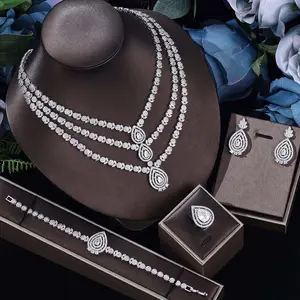Tiga lapisan liontin kalung Set kubik Zircon Dubai perhiasan Set bahan kuningan mewah pernikahan pengantin perhiasan 4 buah Set