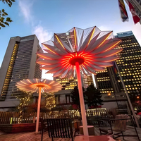 Lampadaire floral d'installation artistique Square Park Mei Chen pour centre commercial, restaurant extérieur et éclairage de station de modélisation
