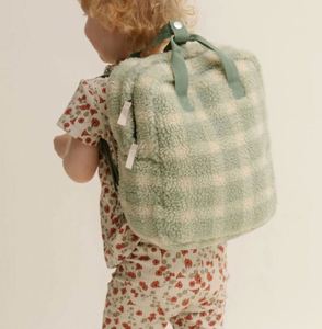 Sac à dos enfant en tissu Teddy à carreaux doux avec logo personnalisé, en polaire Sherpa, mini sac à dos pour enfants - Product Image 4