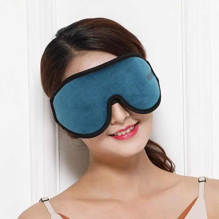 قناع للعين ثلاثي الأبعاد مخصص للنوم مع شعار يحيط بالعين