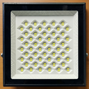 ไฟสปอร์ตไลท์ LED 100W IP67 ตัวเรือนอะลูมิเนียม CRI85 มุมลำแสง 120 องศา สำหรับใช้งานในสวน ได้รับมาตรฐาน CE ประสิทธิภาพสูง รับประกัน 2 ปี - Product Image 1