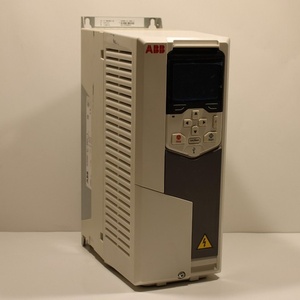 ACS580-01-09A4-4 ACS5800109A44 Fréquence 9.4A pour PLC - Product Image 1