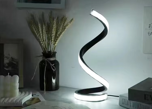 Nhà Máy Bán buôn nhà chiếu sáng hộp nhựa hiện đại và đơn giản có thể điều chỉnh LED USB cung cấp điện Serpentine Đèn bàn - Product Image 6