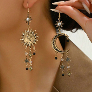 Pendientes Largos de Estrella y Luna Retro, Estilo Europeo Americano, Vintage, Exagerados, para Mujer, a la Moda - Product Image 3