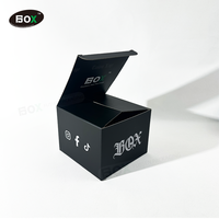 Boîtes d'Expédition Petites en Plastique et Carton de Luxe Trapézoïdales avec Logo Personnalisé pour Chapeaux Casquettes Bérets et Stockage