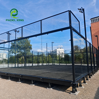 Kit de terrain de padel mobile avec panneaux à fixation rapide pour exposition et projet de salon professionnel, devis sur demande
