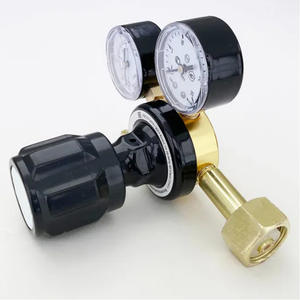 เครื่องควบคุมแรงดันออกซิเจนและคาร์บอนไดออกไซด์ ผลิตในรัสเซีย สำหรับส่งออก อาร์กอน อัตราการไหล 40 ลิตร/นาที - Product Image 2