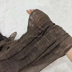 LO.LOVEオーストラリアで人気のあるイスラム教徒の女性のための控えめなクリンクルコットンヒジャーブ70 * 180cm通気性のオールシーズン - Product Image 3