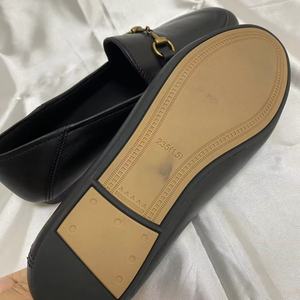 Mocassins plats pour femmes en cuir d'agneau véritable à 100 %, chaussures formelles de bureau, personnalisables avec logo, faible MOQ d'usine - Product Image 3