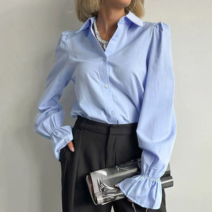 Camicia con bottoni e collo a revers, stile francese, a campana plissettata, per il commuting transfrontaliero, collezione Primavera/Estate 2026, nuovo arrivo, stile europeo-americano - Product Image 3
