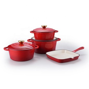 Vente <span class=keywords><strong>en</strong></span> gros d'ustensiles de cuisine rouge Casserole <span class=keywords><strong>en</strong></span> <span class=keywords><strong>fonte</strong></span> à induction Casserole <span class=keywords><strong>en</strong></span> <span class=keywords><strong>fonte</strong></span> <span class=keywords><strong>émaillée</strong></span> antiadhésive pour le <span class=keywords><strong>four</strong></span> Ensembles de casseroles - Product Image 2