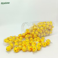 Multicolor blokvormige zoete eendvormige fruitgummies in doos, SuperLoves merk