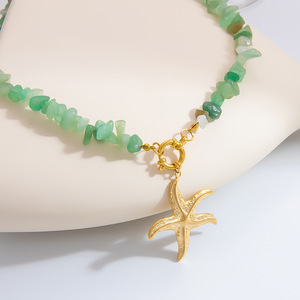 Collier Pendentif Étoile de Mer en Acier Inoxydable avec Pierre Verte, Bijou Tendance pour Femme, Chaîne de Clavicule Plaqué Or 18K pour Soirée - Product Image 3