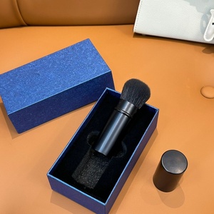 factory wholesale of popular mushroom-shaped makeup <b>brushes</b> fit precisely, apply evenly, and are comfortable to use. - Product Image 2