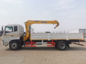 Véhicule diesel de transmission manuelle de <span class=keywords><strong>camion</strong></span> de grue de la Offre Spéciale Dongfeng 8 tonnes de la Chine nouveau 4x2 avec la grue à vendre - Product Image 6