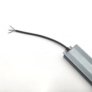 Fuente de Alimentación Exterior Impermeable IP67 con Carcasa de Aluminio, 36W 45W, CA a CC, Compatible con Luces LED de 12V 24V, Fuente de Alimentación para Bancos - Product Image 4