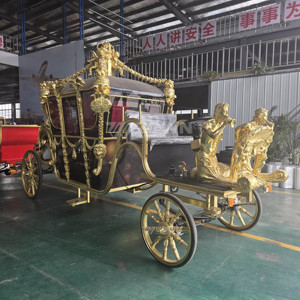 รถม้าไฟฟ้าประดับทองคำเต็มคัน สำหรับงานแต่งงานสุดหรู บริการขนส่งวีไอพี - Product Image 6