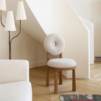 Chaise d'appoint en bois de forme donut au design moderne, chaise de salle à manger rembourrée en bouclette, luxe moderne