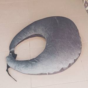 Le design ergonomique le plus populaire 75cm grand oreiller en forme <span class=keywords><strong>de</strong></span> U <span class=keywords><strong>lit</strong></span> <span class=keywords><strong>de</strong></span> maternité en velours lisant le dos oreiller polyvalent <span class=keywords><strong>de</strong></span> type C - Product Image 2