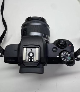 Appareil photo hybride d'occasion Canon M50 avec objectif 15-45 mm, best-seller, niveau d'entrée, APS-C - Product Image 5