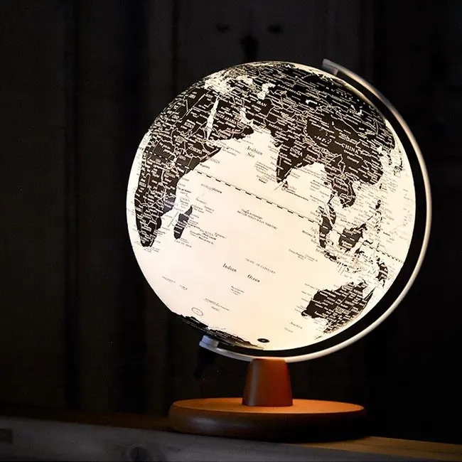 Ningbo Holly Crafts for Creative Desk Decoration World Globe Nice Teacher and Fathers Day Gifts Ilexrui Globe with LED Lighting