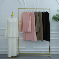 Ensemble de vêtements décontractés modestes pour femmes musulmanes Uni Muslim, comprenant un pull en tricot à manches longues, une blouse ample et une jupe longue, deux pièces, abaya texturée